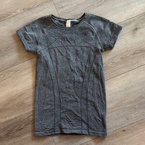 Ivivva Heathered Gray Top